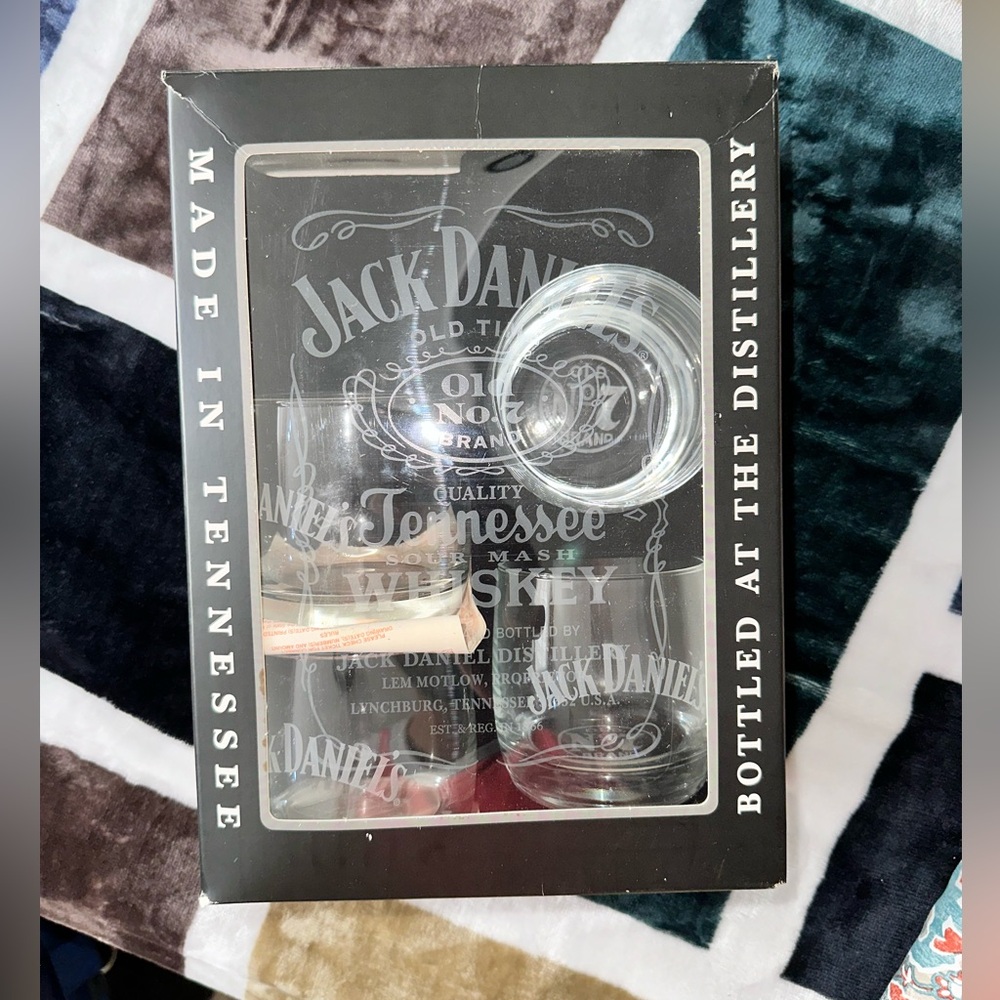 Jack Daniels Distillery Glasses Old No 7 EST 1866 Tennessee Whiskey Bar Set of 4